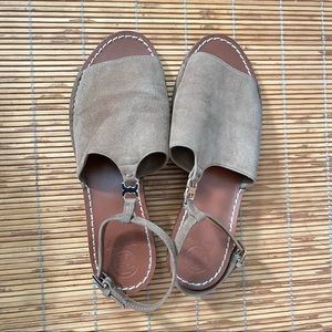 Tory Burch Gemini Link Suede Ankle Strap Sandals with dust bag size 7.5